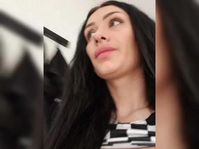 --Tati-- on BongaCams 