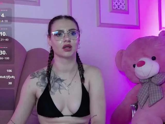 Offline AbbyWhite on BongaCams