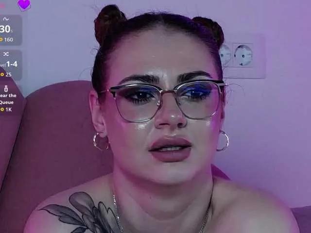 Offline AbbyWhite on BongaCams
