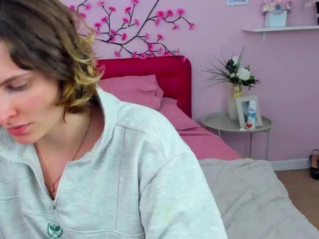 Offline AdelRay on BongaCams