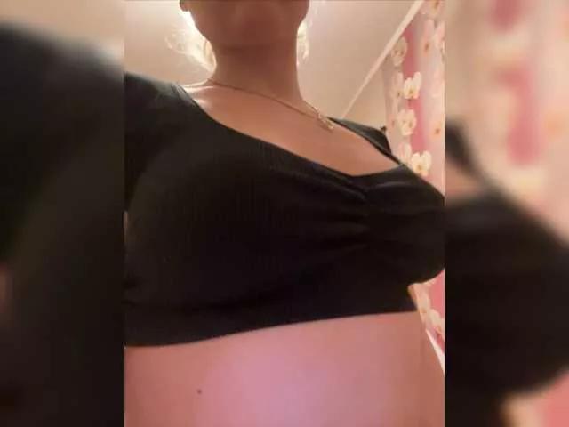 Offline AlisaKisa555 on BongaCams