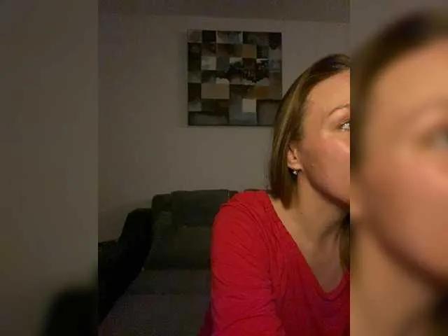 Offline Alisasqrl on BongaCams