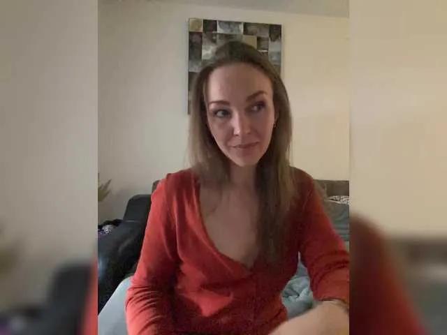 Offline Alisasqrl on BongaCams