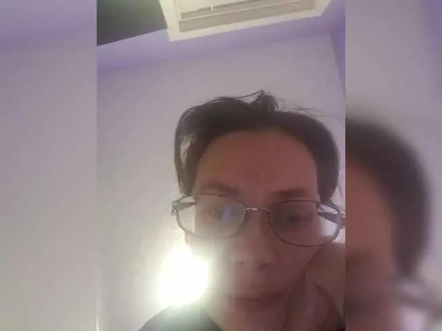 Offline analiMilana on BongaCams