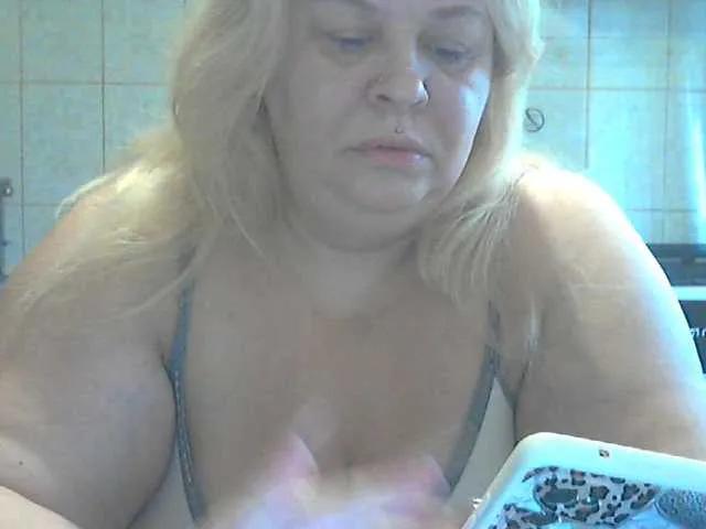 Offline AriannaMilf on BongaCams