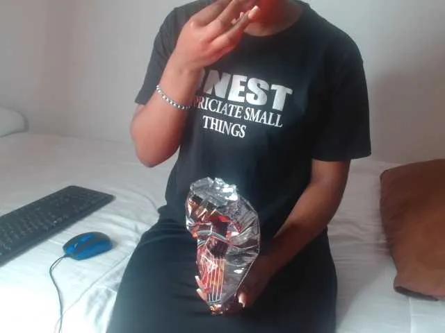 Offline AshleyT255 on BongaCams