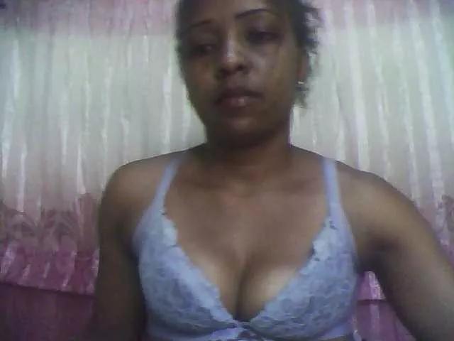 Offline Asmonah on BongaCams