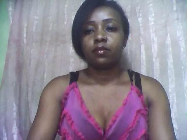 Offline Asmonah on BongaCams