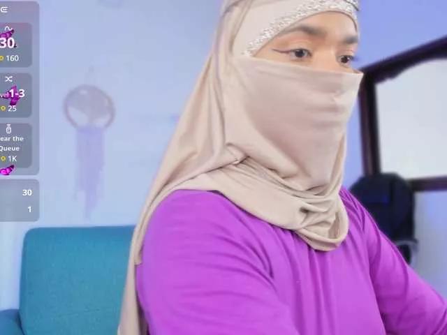 Freechat Aura-cuutee on BongaCams