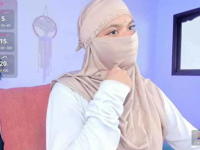 Freechat Aura-cuutee on BongaCams