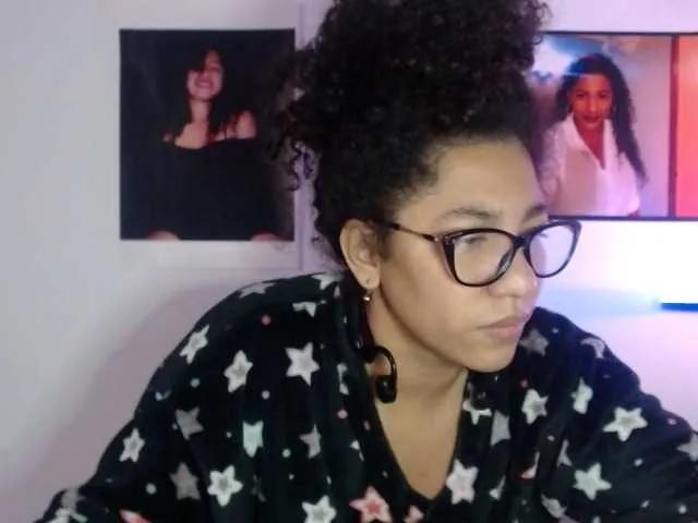 Freechat Bellacrespa on BongaCams