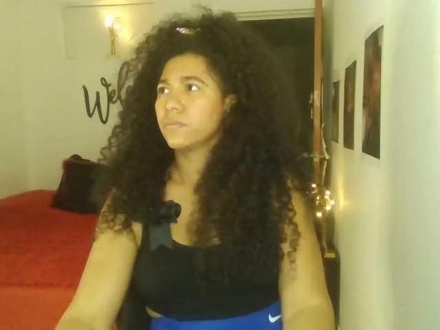 Freechat Bellacrespa on BongaCams