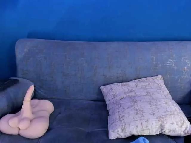 Offline BellaMarieX on BongaCams