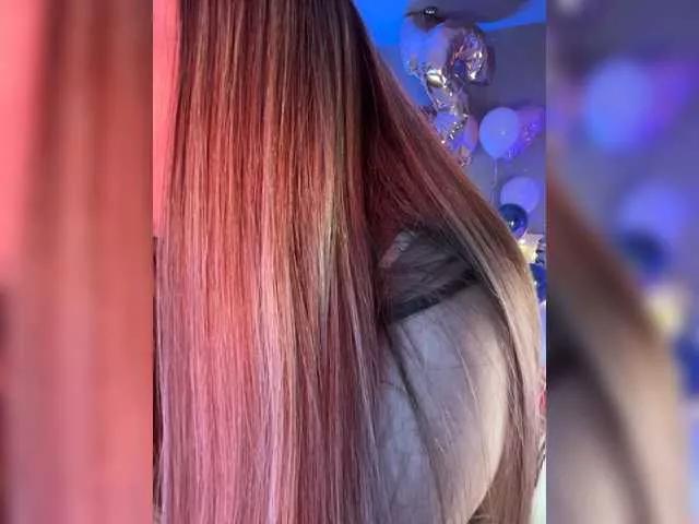 BloomJuliette on BongaCams 