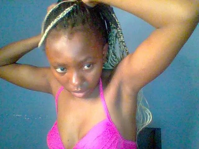 Offline chocolate-brownie on BongaCams