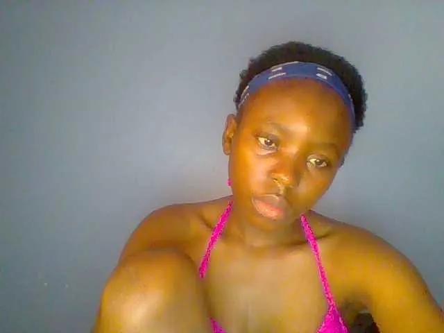 Offline chocolate-brownie on BongaCams