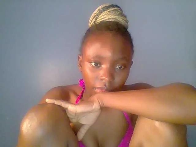 Offline chocolate-brownie on BongaCams