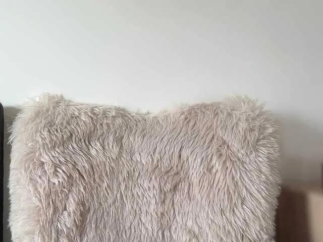 Offline claireheart on BongaCams