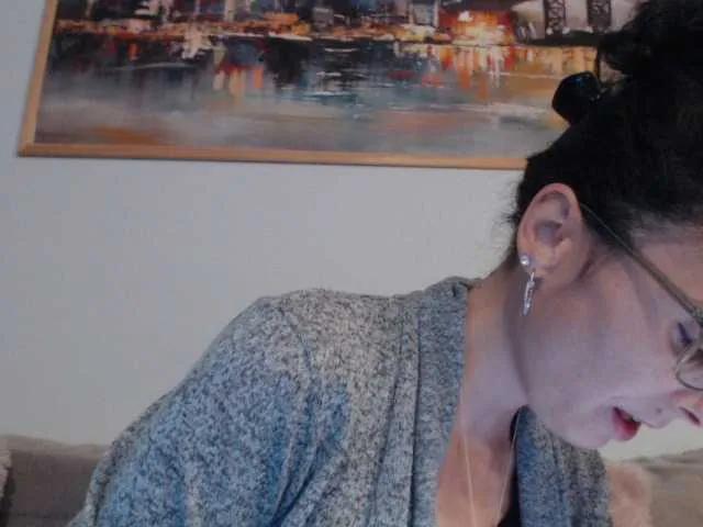 Offline cleophee on BongaCams