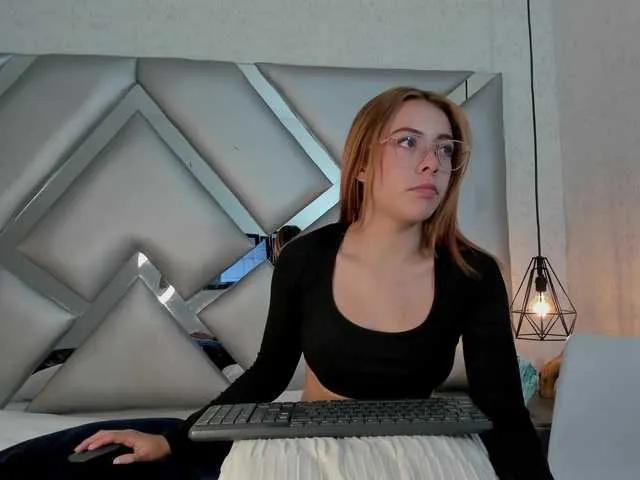 BongaCams CRISTALEVANS-VC is Freechat CRISTALEVANS-VC — I love being dominated by following your orders, making you feel pleasure, making you horny with my beautiful body, making you cum for me.