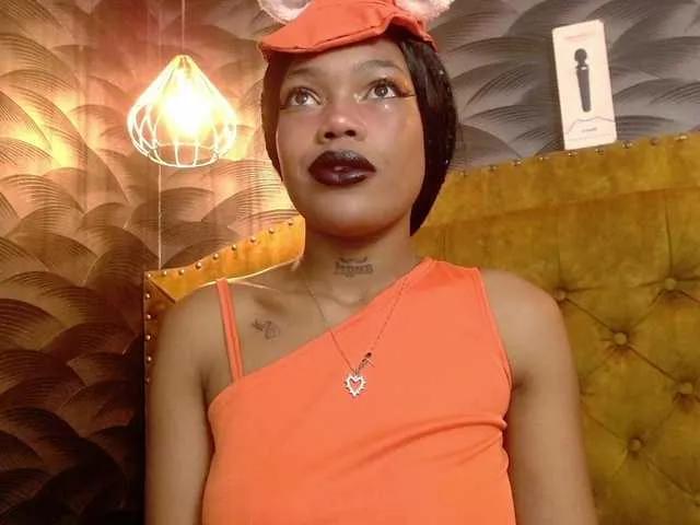 Freechat CrystalBrooke3x on BongaCams