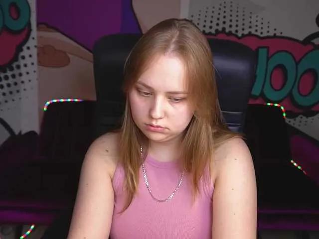 Freechat CrystallPaws on BongaCams