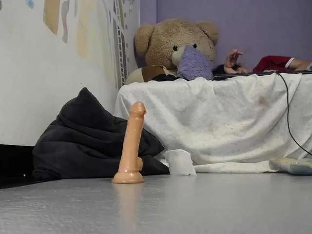 Danny-Shy on BongaCams