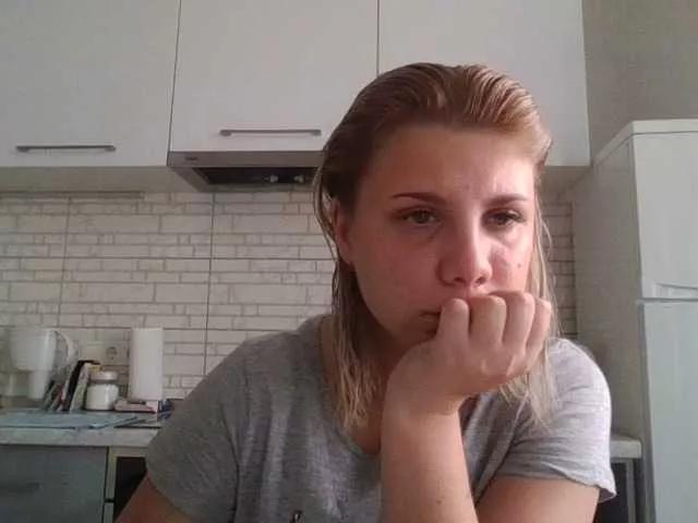 Offline Dollye on BongaCams