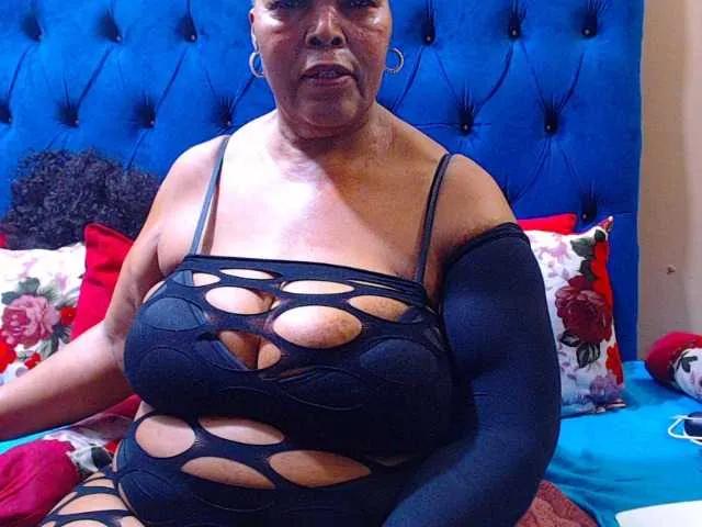 Ebonycandy10 — a respectfu man that love loves himself and be romantic