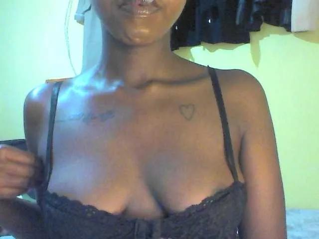 Offline Ebonymuse on BongaCams