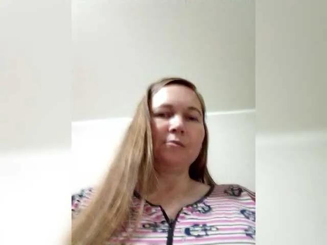 Offline Elena565-1 on BongaCams