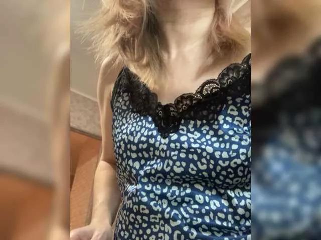 Freechat ElenCarr on BongaCams