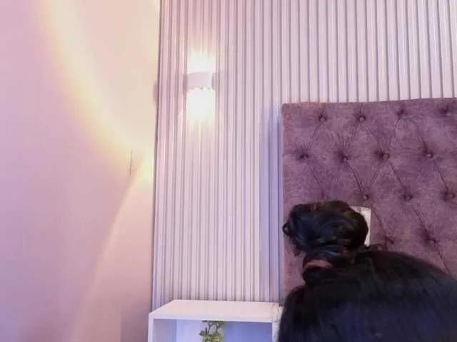 Offline Emily-Foxyy on BongaCams