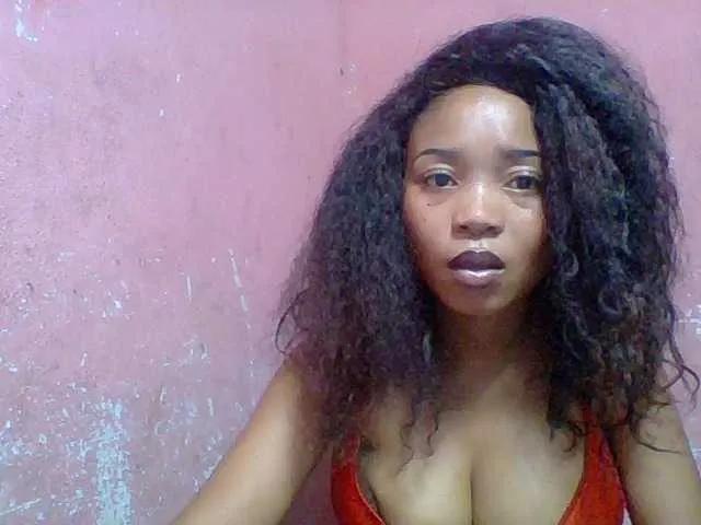 Estelahh — Freechat on BongaCams