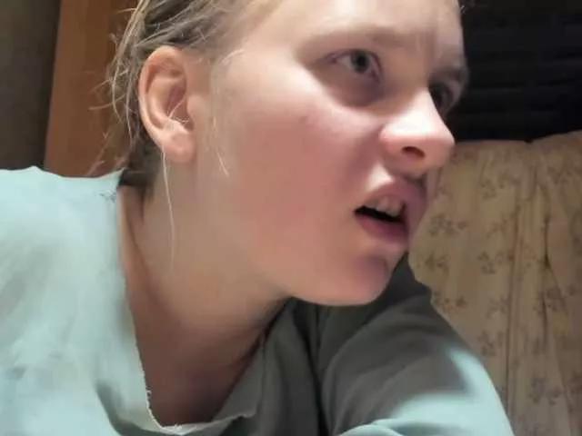 esterjohns on BongaCams 