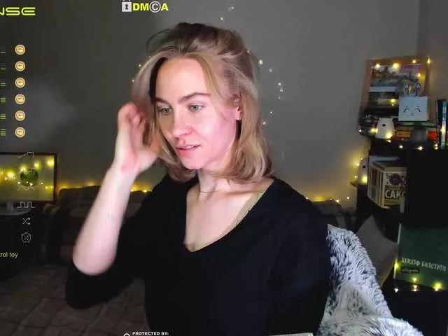 Offline eva-adamova on BongaCams