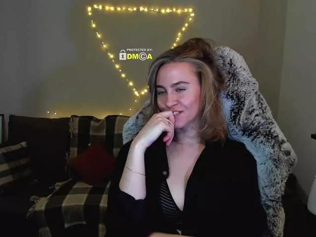 Offline eva-adamova on BongaCams