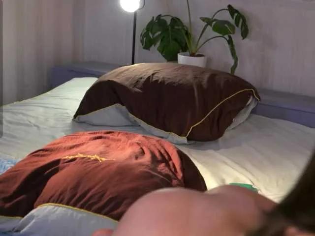 eva-golden on BongaCams
