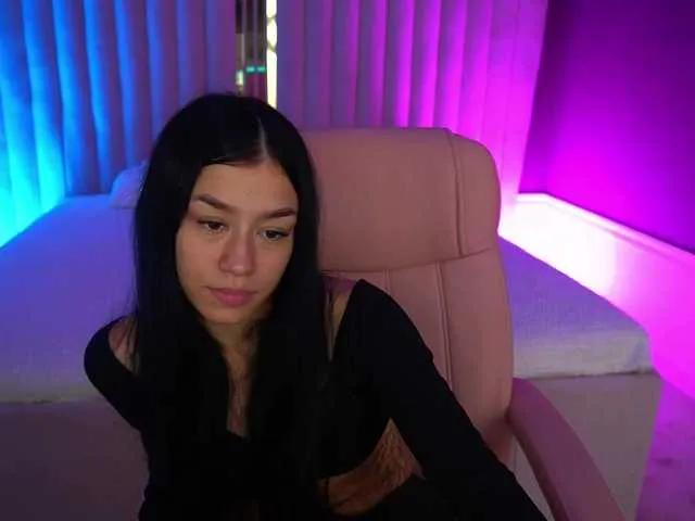Offline FataleNellie on BongaCams