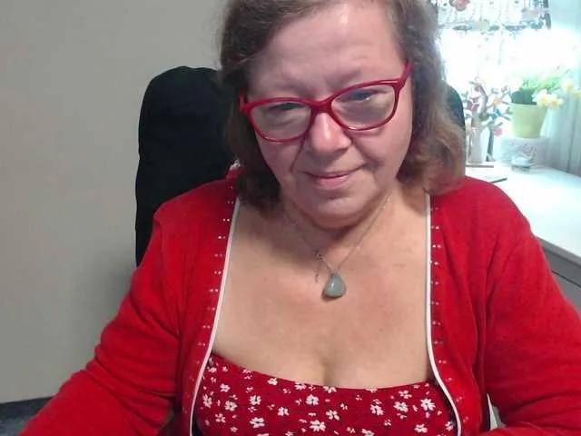 flirty-adele on BongaCams