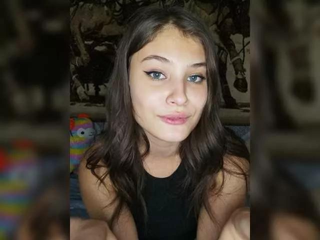 Freechat FOX69LOVE on BongaCams