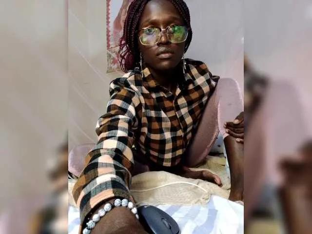 Offline freaky-pinnah on BongaCams