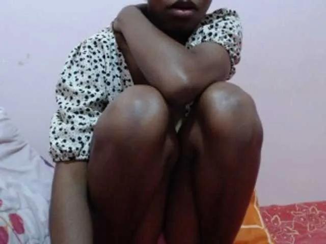 Offline Hamour on BongaCams