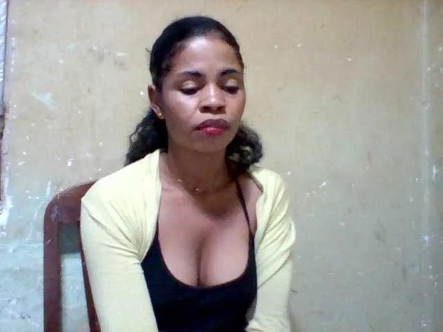 Offline Hanta11 on BongaCams