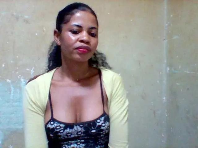 Offline Hanta11 on BongaCams