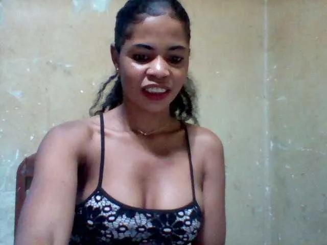 Offline Hanta11 on BongaCams