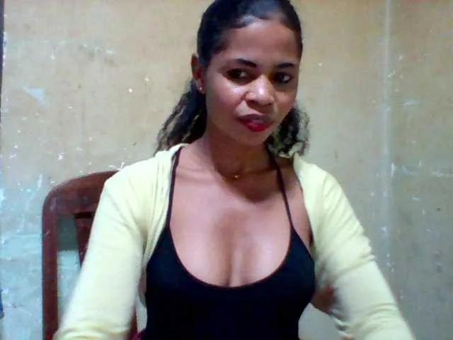 Offline Hanta11 on BongaCams