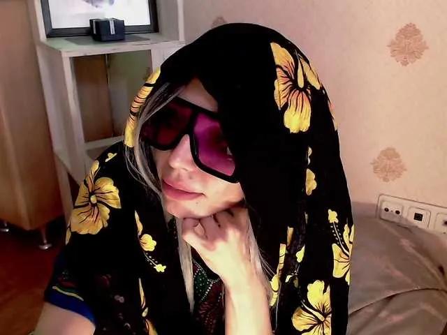 Freechat HazeRaziel on BongaCams