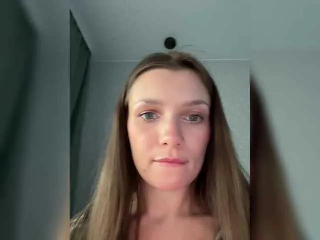 Freechat Hotksy on BongaCams