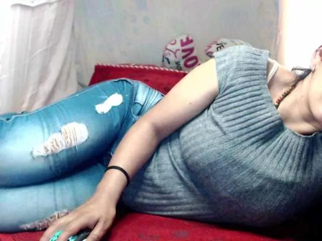 HOTTTSKIN on BongaCams 